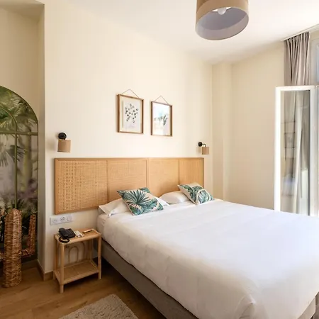 La Hotel
