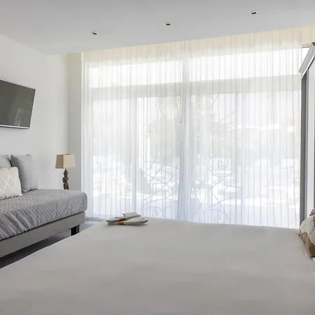 La Hotel 3*