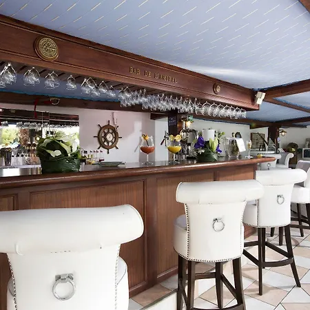 La 3* Juan-les-Pins