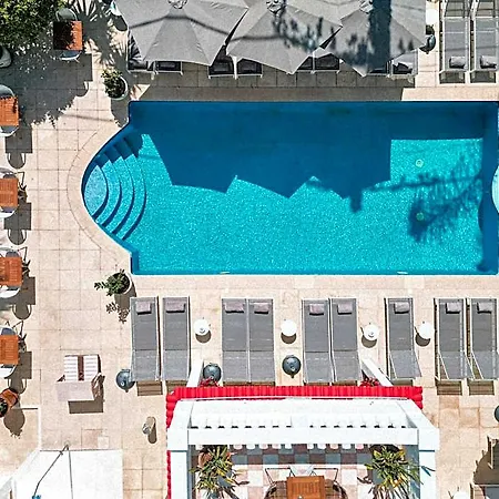 La Hotel