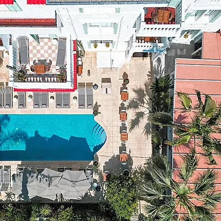 La Hotel