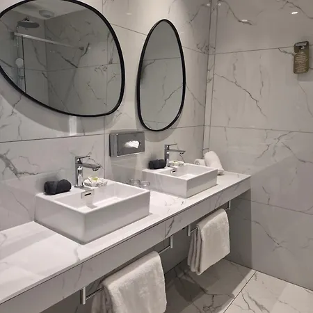 Hotel La 3*