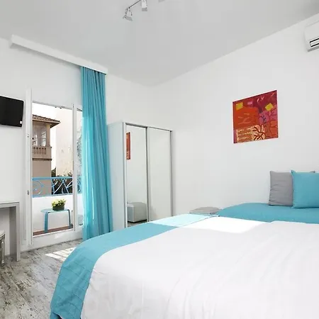 La Hotel 3*